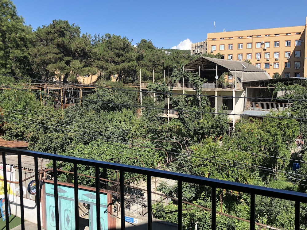Lucky Family Hotel