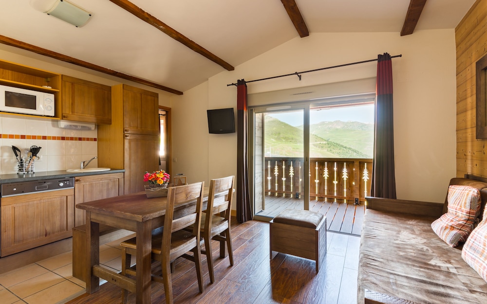 Saint-Lary-Soulan Vacations - Residence Lagrange Vacances les Chalets de l'Adet - Property Image 1
