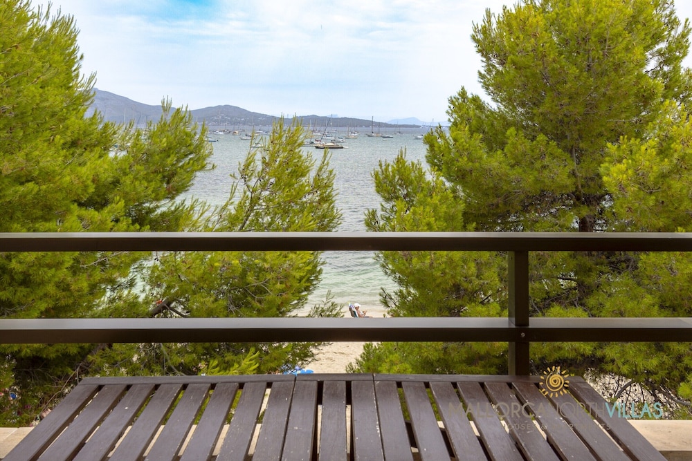 Apartment in Port de Pollenca by the Beach
