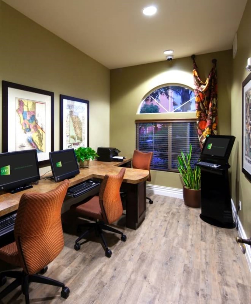 meeting & event spaces