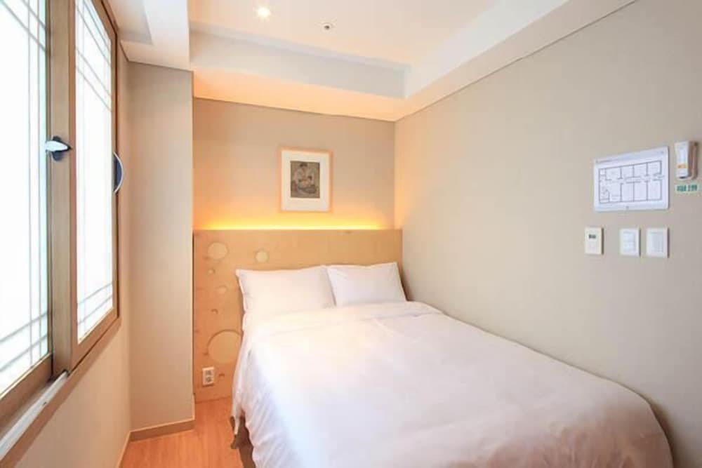 Dream House 14
