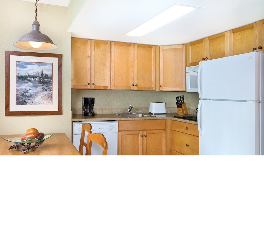 Canmore - Banff Resort Condos