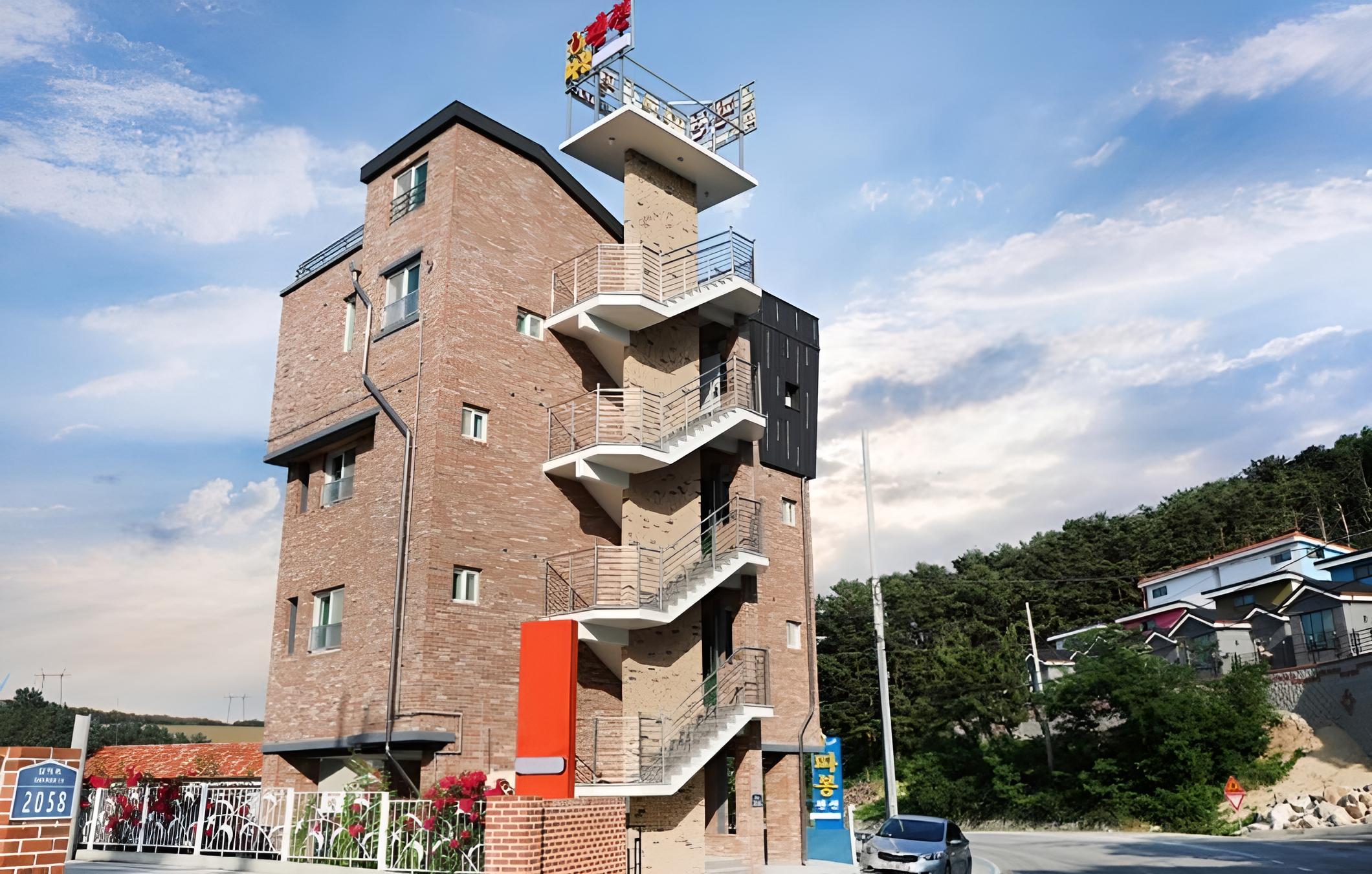 Samcheok Ddabong Pension view 4