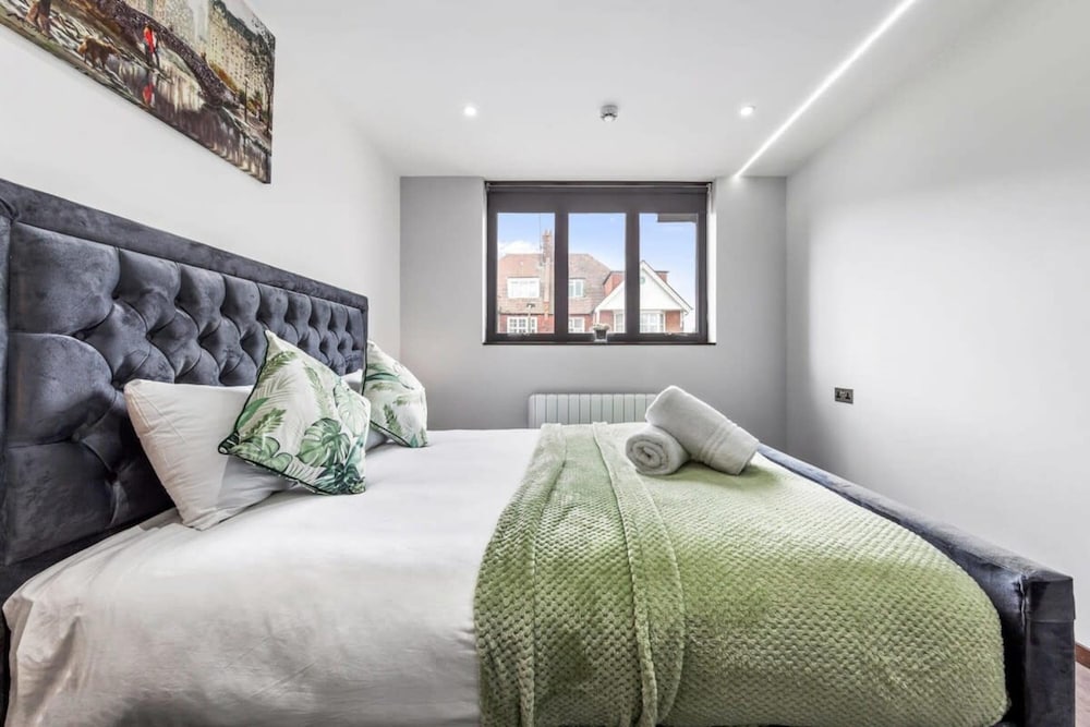 Luxury Flat in North West London