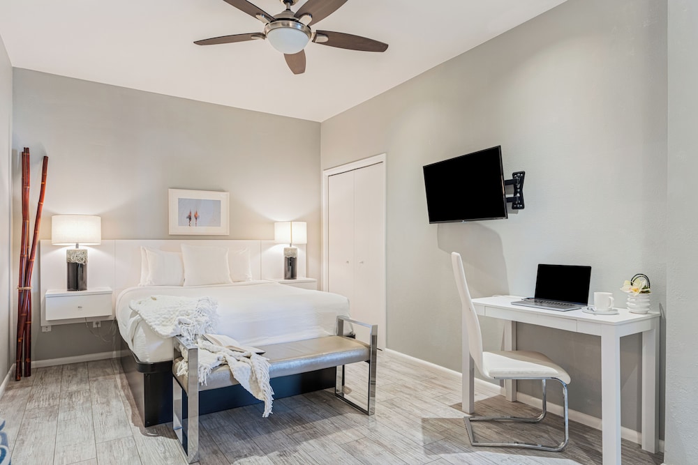The Cayucan Bungalows by AvantStay Pet-Friendly Getaway Steps from Cayucos State Beach