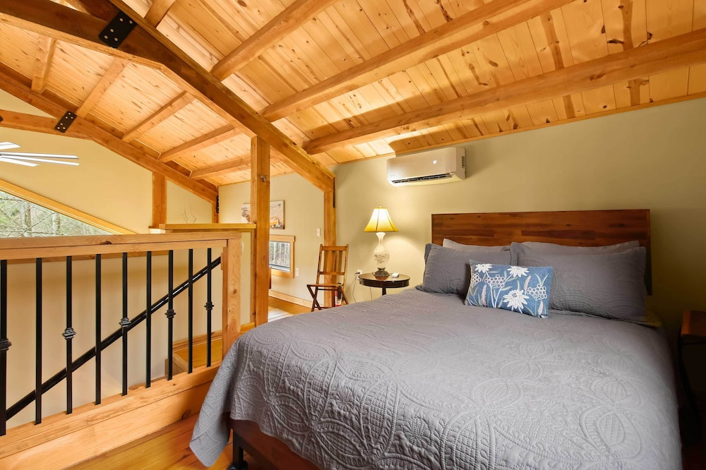 'the Nuthouse on Squirrel Creek': Ski, Hike & Fish