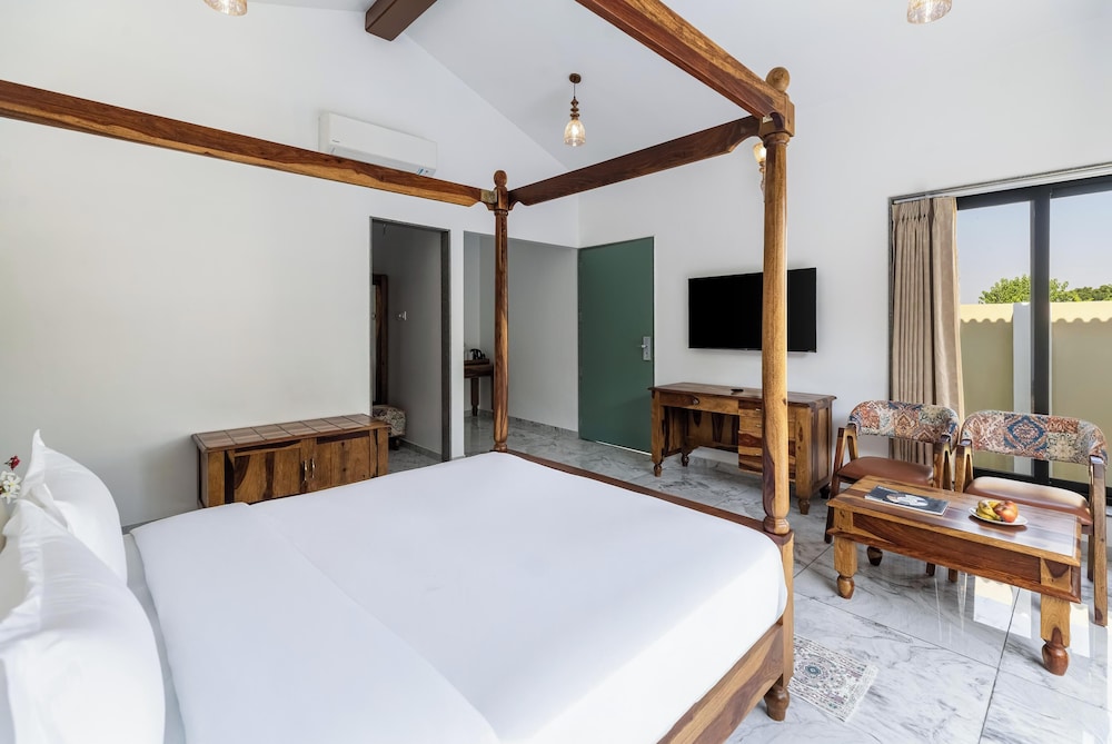 Merriment Luxury Resort & Private Pool Villa, Abu Road