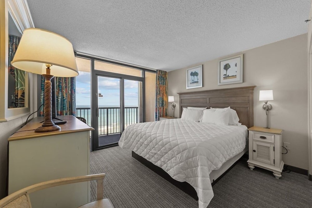 Compass Cove 1018 3 Bedroom Condo