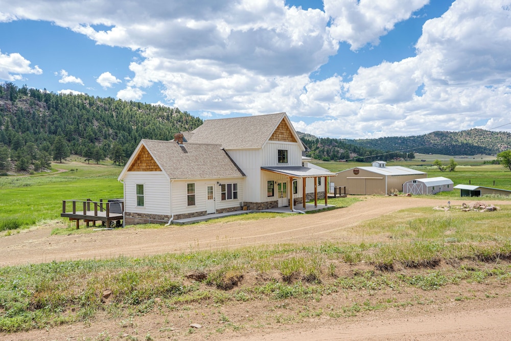 Creekside Florrisant Hideaway - Great for Anglers!