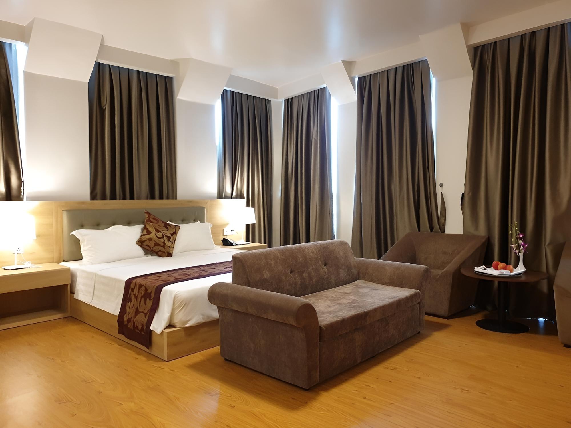 Legend Hotel
