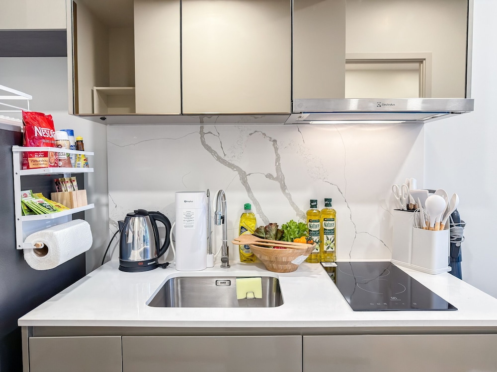 New City Condo in Central Bangkok Siam Paragon · Central World
