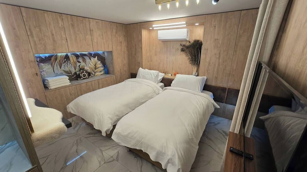 Luxury Boutique Property