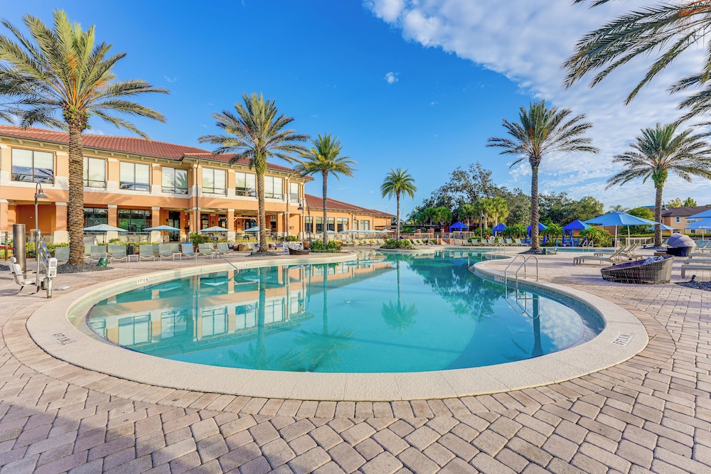 3 Mi to Disney: Retreat w/ Hot Tub & Resort Perks!