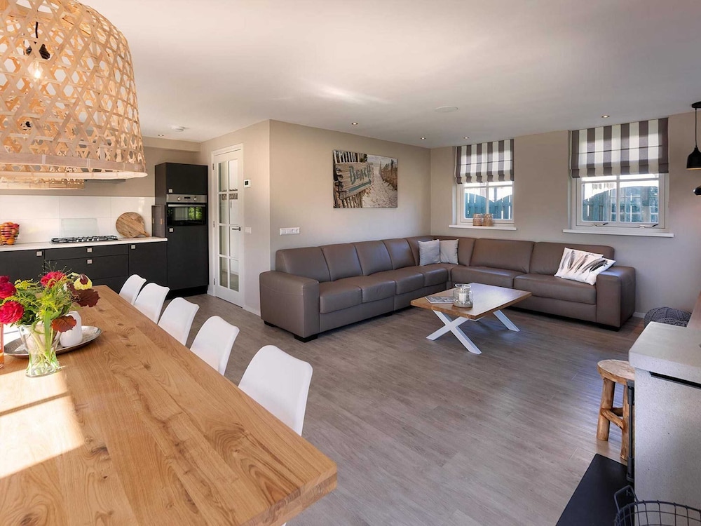 Holiday Home Near Dutch Coast & Green Park view 2
