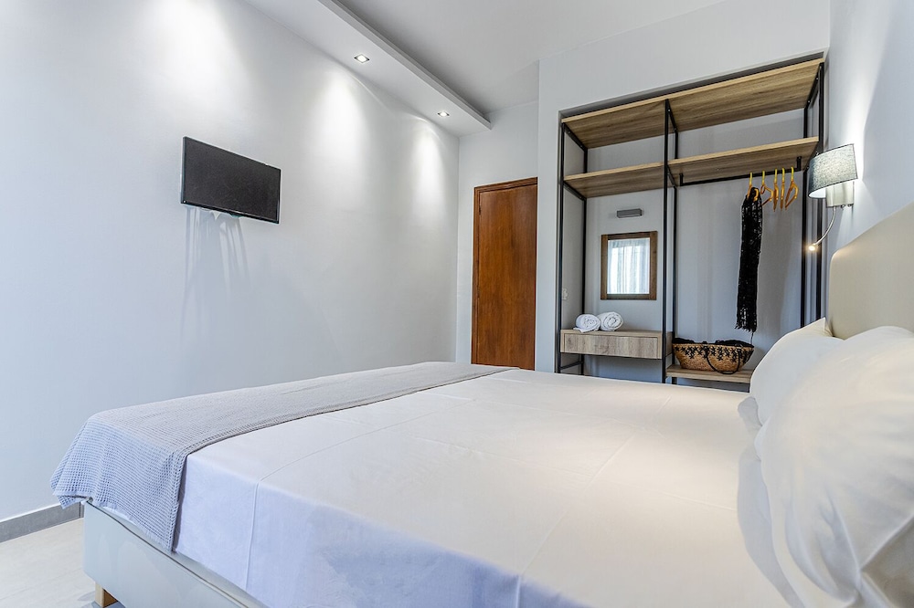 Danae Comfort Living view 3