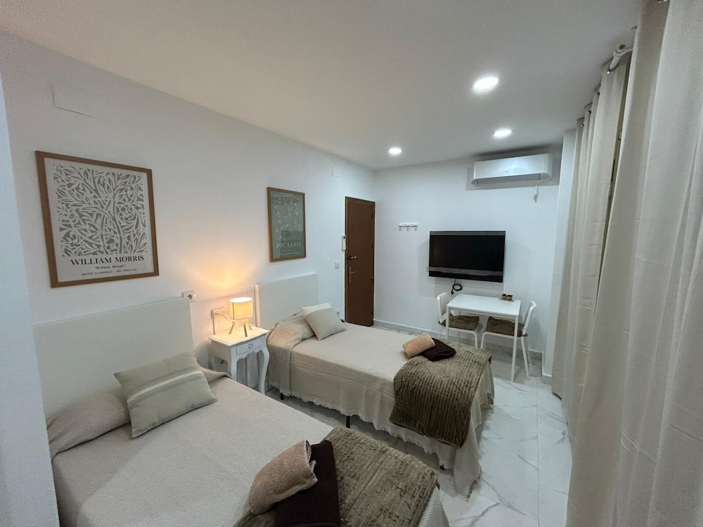 Rooms Rey junto a Plaza España
