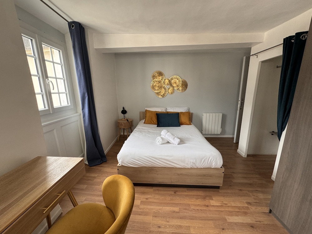 Villa in Le Mans Near Plantagenet City