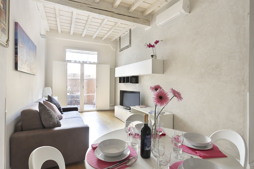 Ginori Apartment