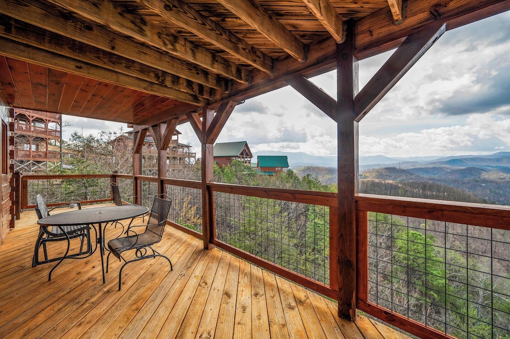 Lookout Lodge