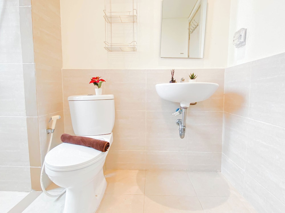 Soft Scandinavian 3Br At Meikarta Apartment