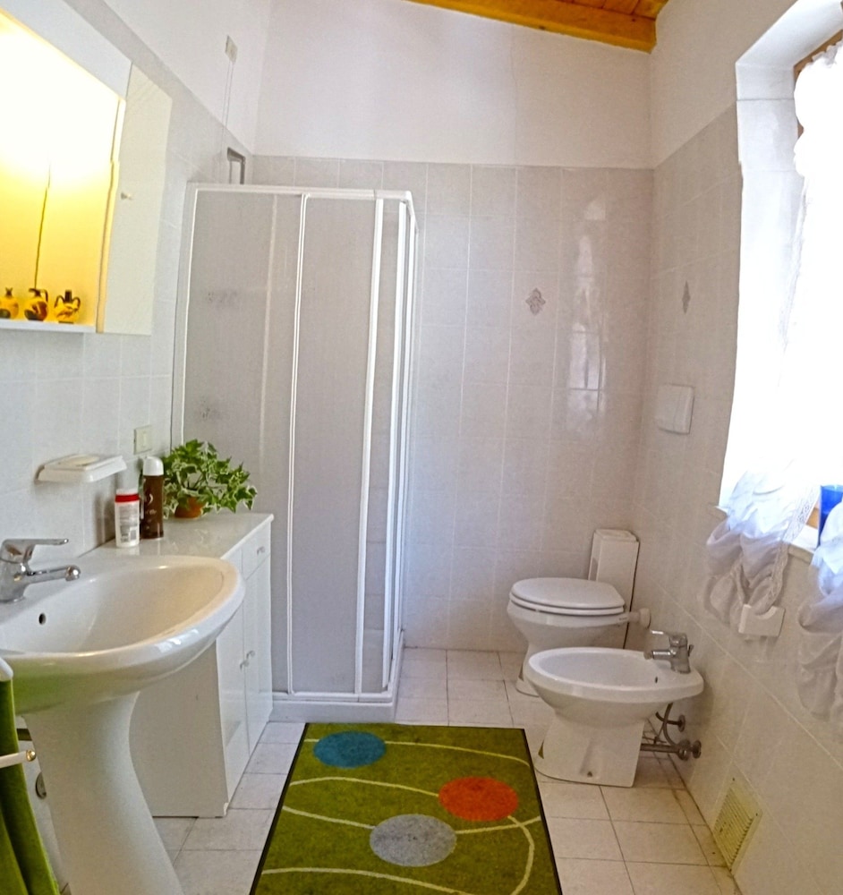 Holideal Villa Cinzia en Solofra — bathroom