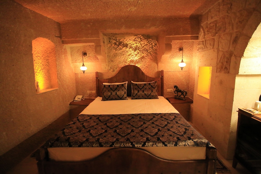 Georgios Cave Cappadocia