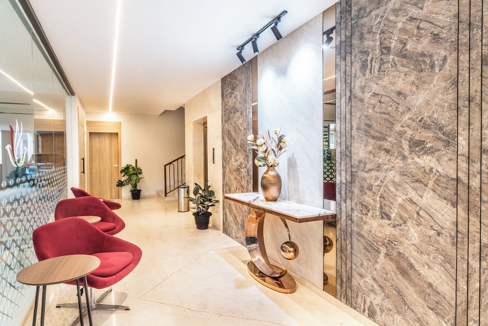 Hotel Lenexa By Bestinn Leisure