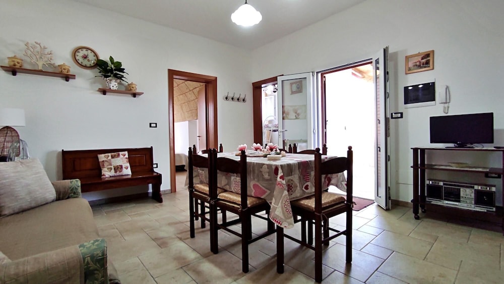 Villetta Chiarello - Con Giardino Privato a 2 km dal Mare view 3