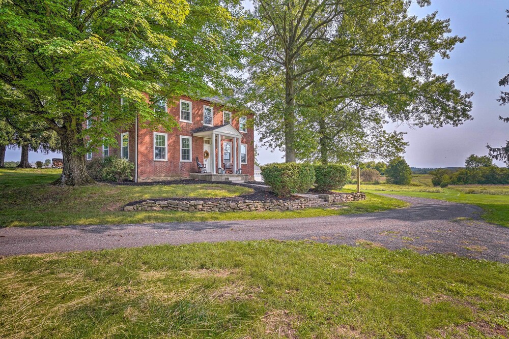 Upscale Country Home w/ Fire Pit in Taneytown! - Property Image 17