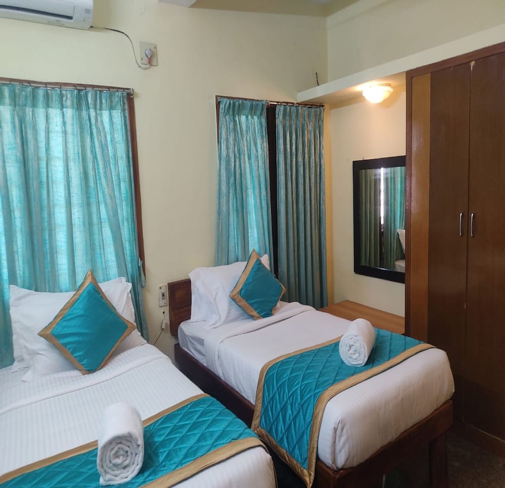 Le Ideal Suites