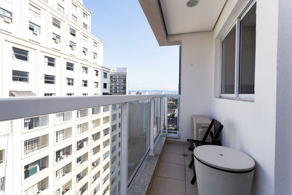 Apartamento com Wi-fi pr Ximo ao Metr Luz