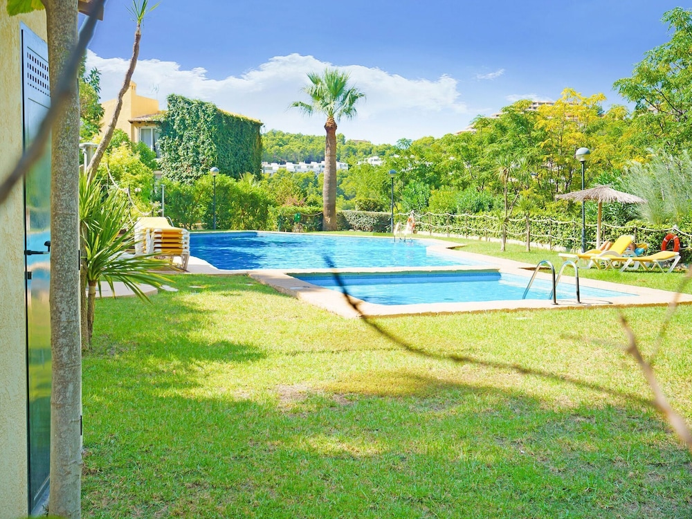 Modern Villa in a Beautiful Resort of Costa Blanca photo 2