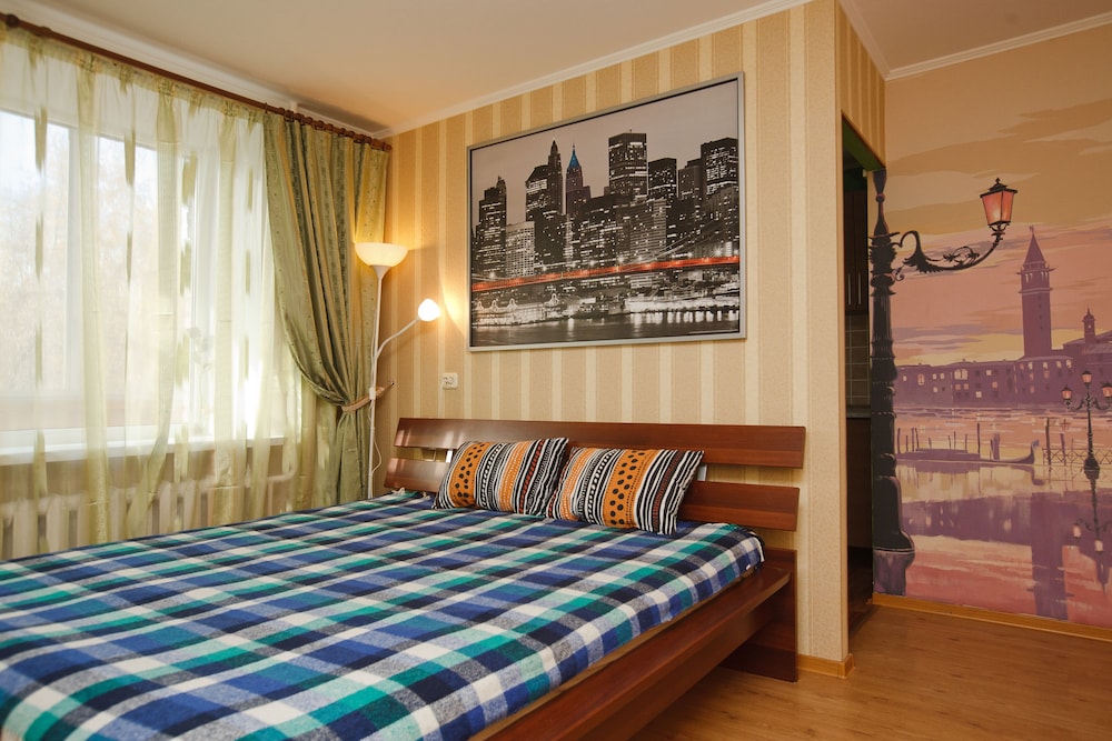 Apartments on Vostochnoy Ieropolis-3