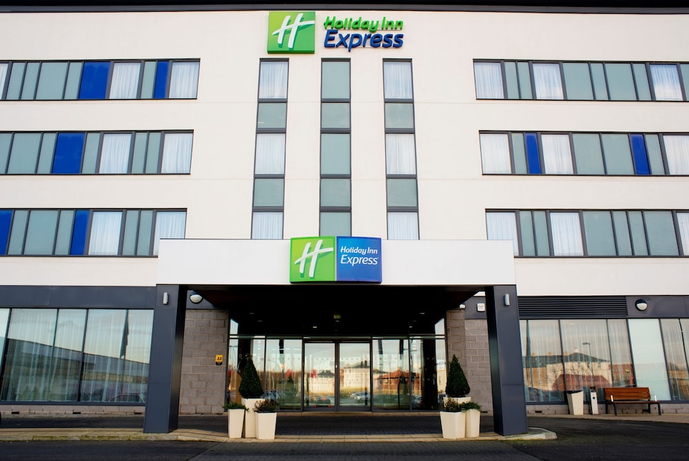 Rotherham Vacations - Holiday Inn Express Rotherham North, an IHG Hotel - Property Image 5