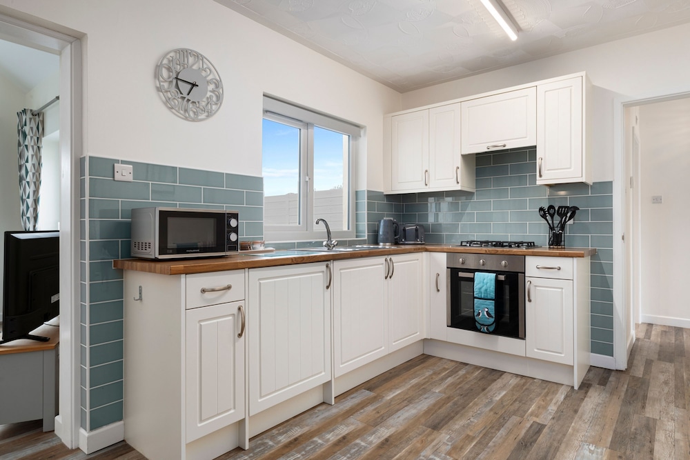 Fern Cottage - Dog Friendly Cottage With Hot Tub