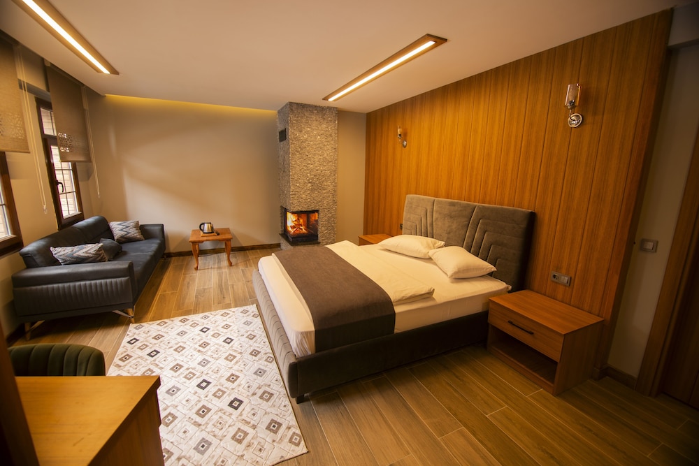 Kervansaray Deluxe Hotel