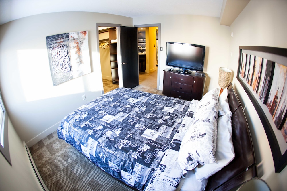 Corporate Suites of Calgary - Eightwelve - Image 5