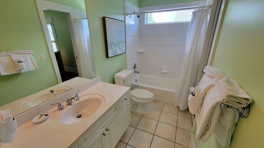 203 Butler Avenue by Tybee Vacation Rentals