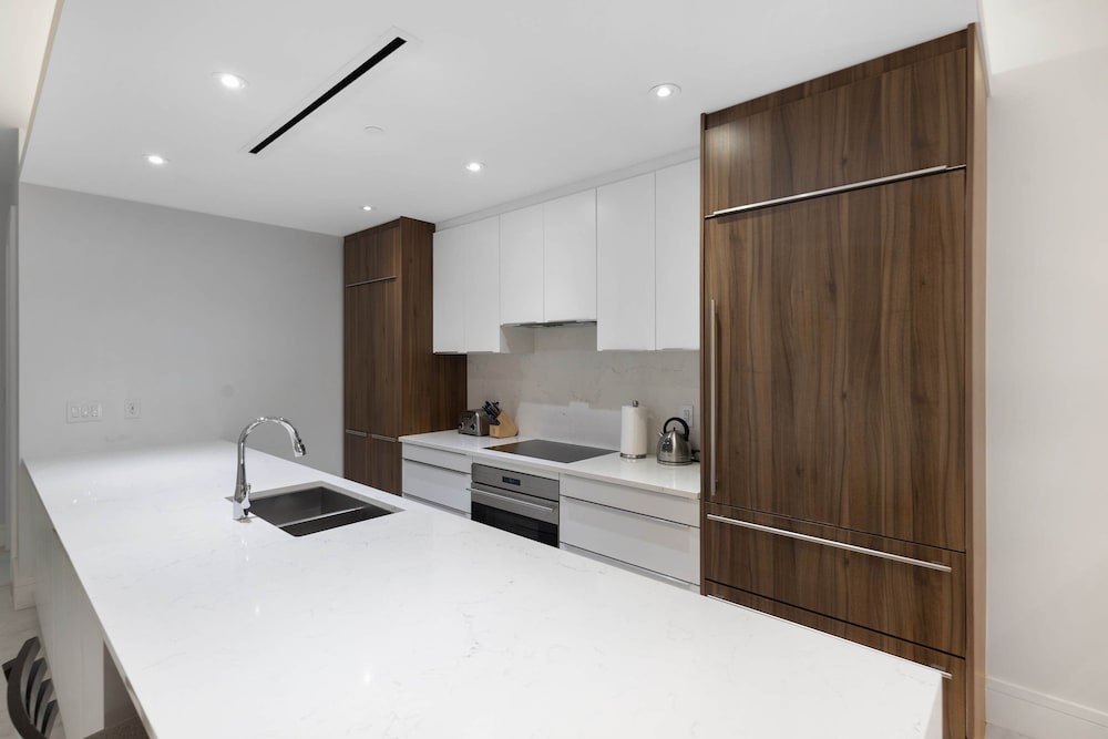 Modern Condo at One Cable Beach With Balcony
