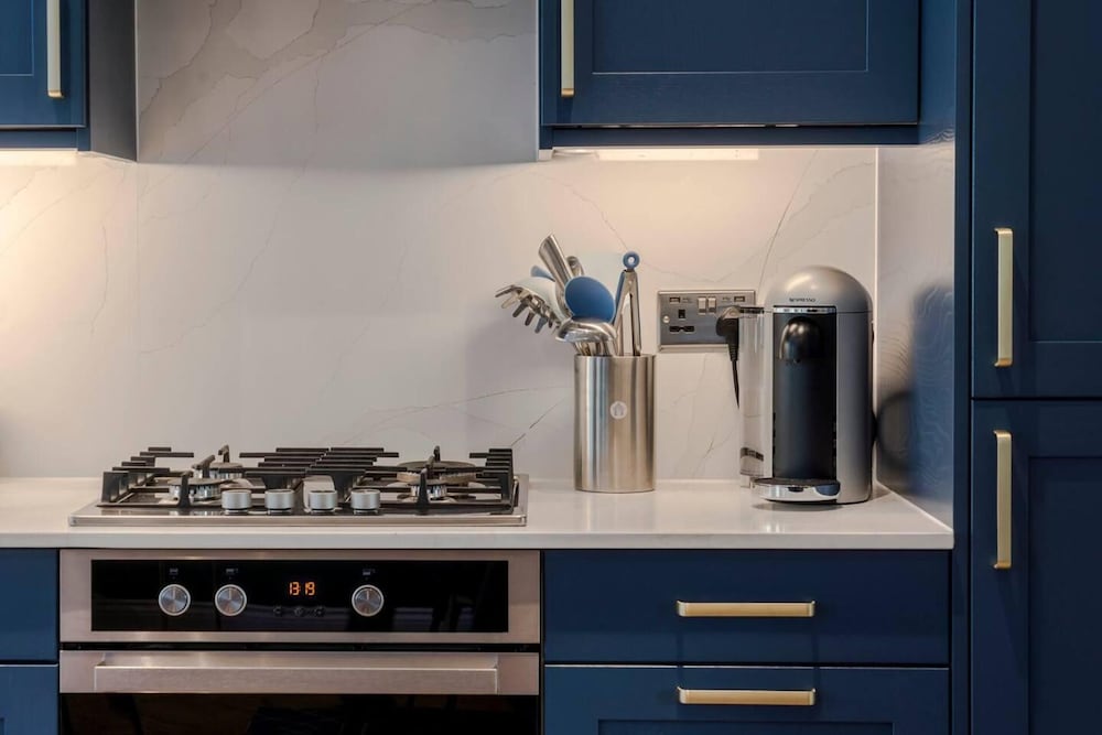 Stunning 3 bed Flat in the Heart of West Hampstead