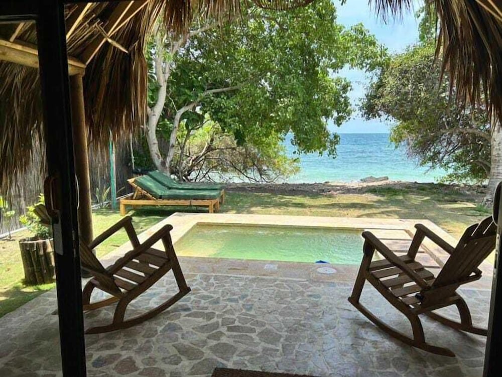 Hotel Isla Mucura