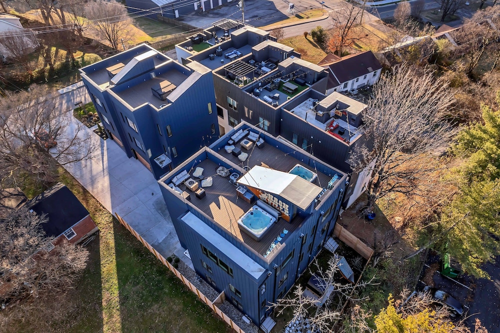 4 Rooftop Decks 4 Hot Tubs Game Rooms Sauna