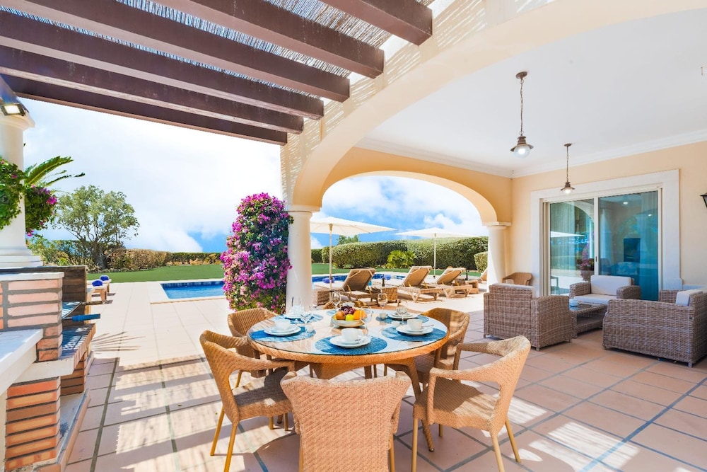 Villa Monte Rei Golf view 3