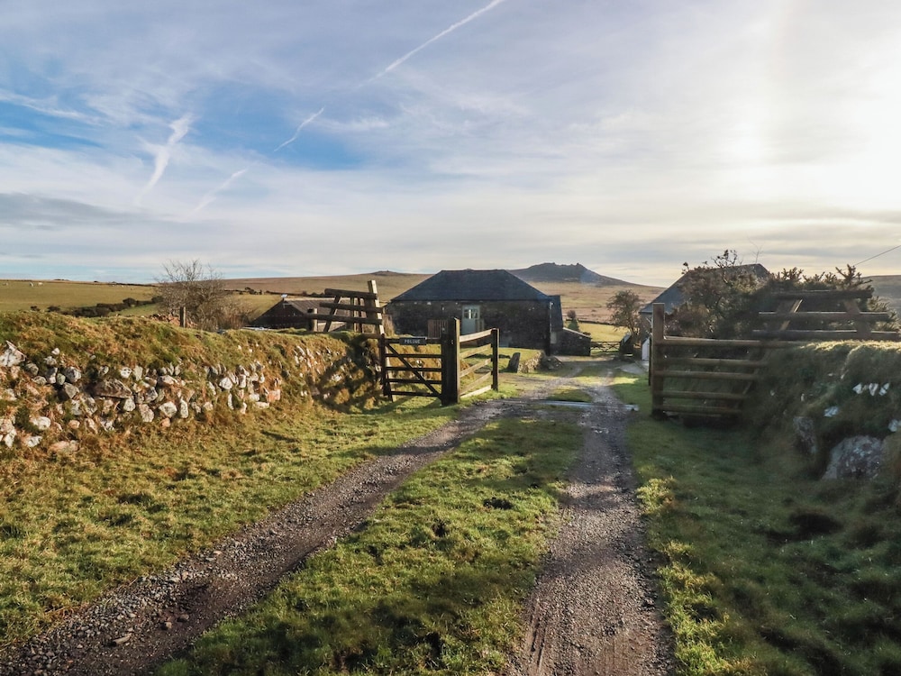Roughtor Barn