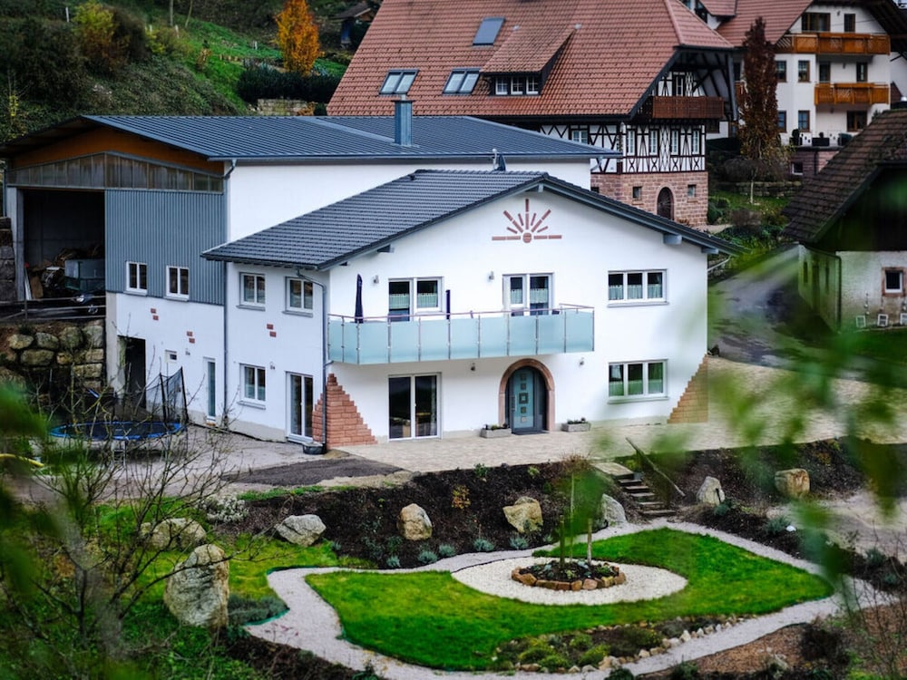 Nice Apartment in Oberkirch