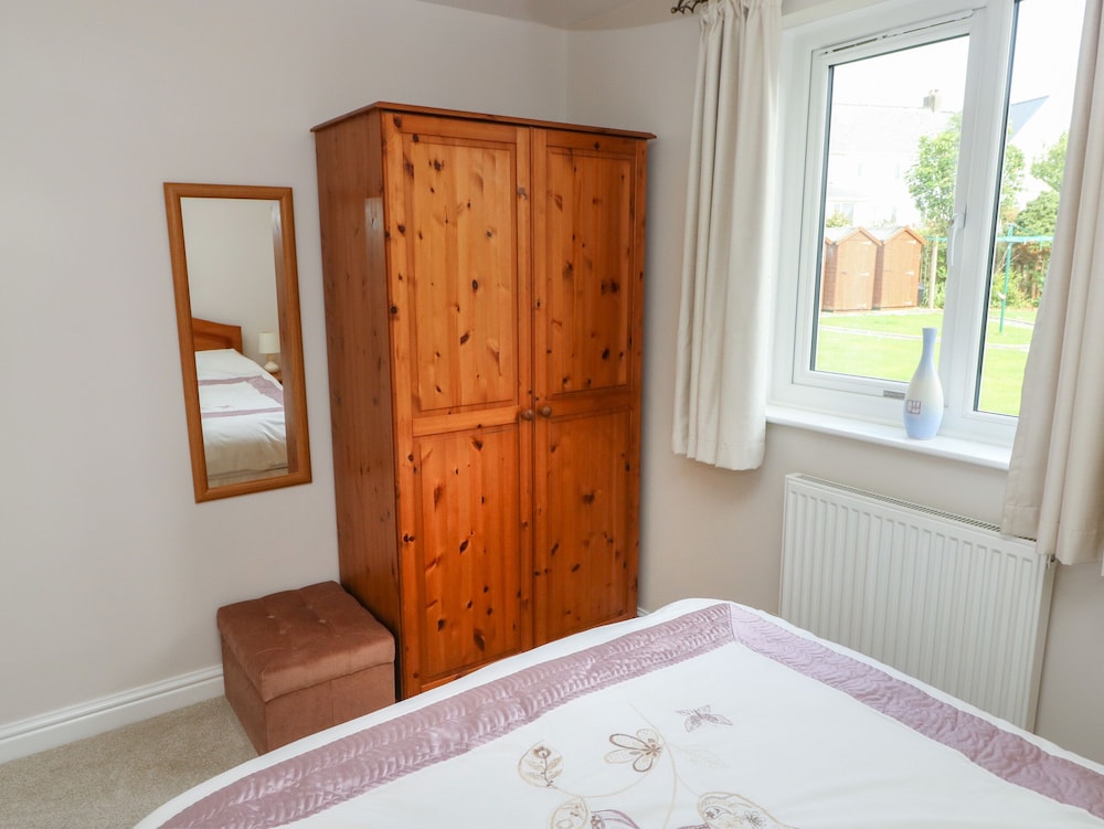 Flat 4