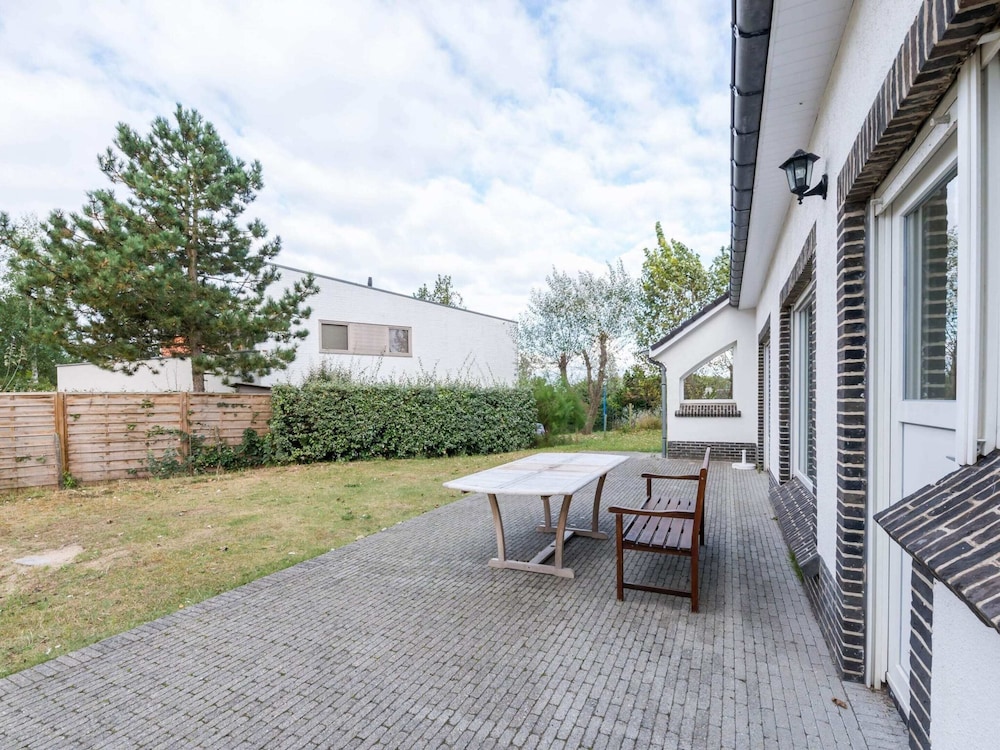 House Near De Hoge Blekker Dunes