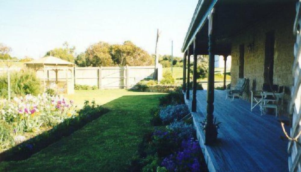 Photo 27
