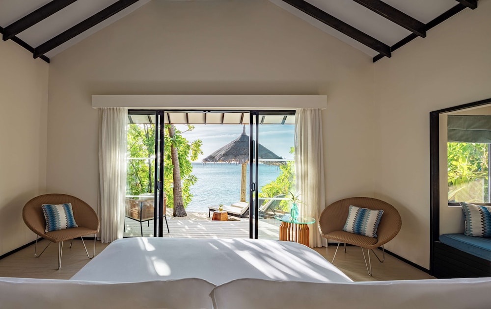 NH Collection Maldives Havodda Resort