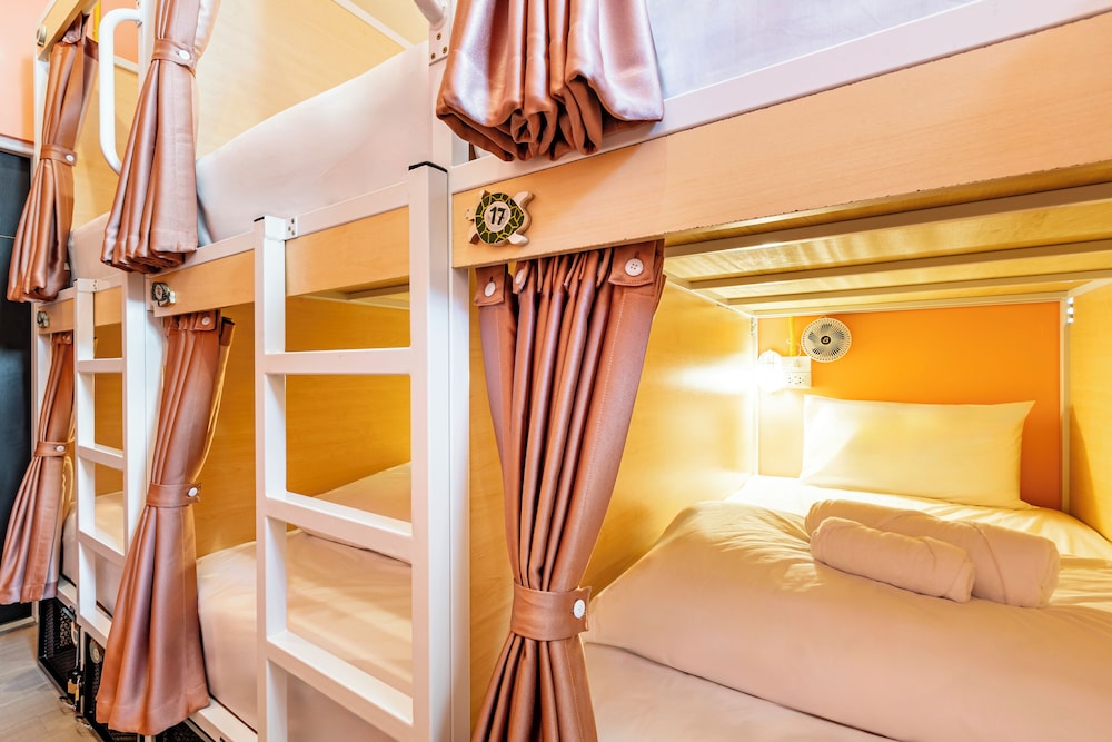 Sweett Lemon Hostel